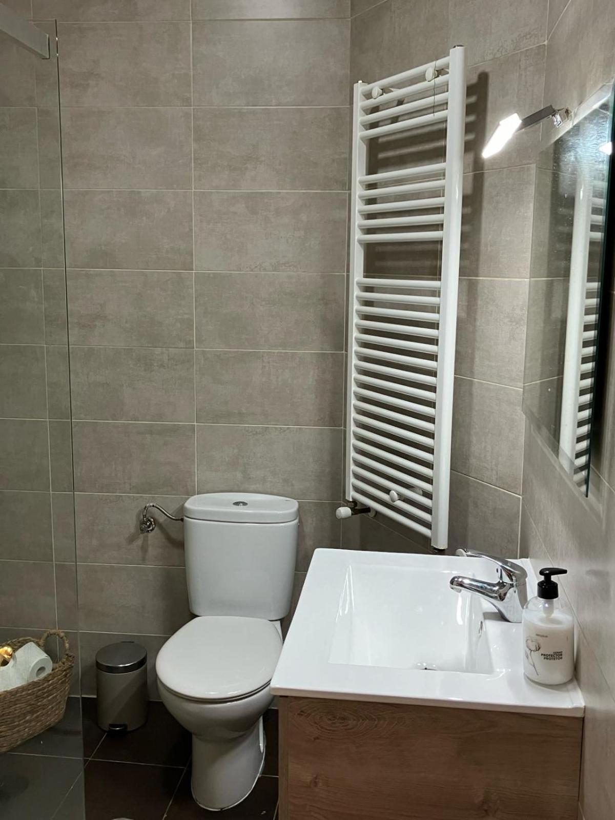 Apartmán Vivienda Estacion Ourense Exteriér fotografie